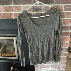 Express medium jeweled top